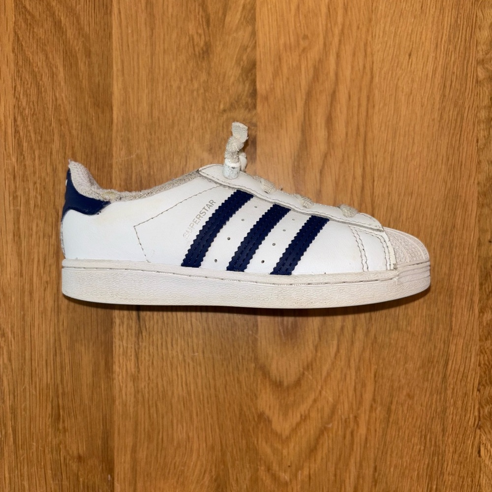 Adidas Superstar - kids size 9